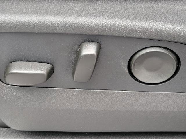 New 2026 GMC Sierra 1500 SLT w/ SLT Premium Package image 7