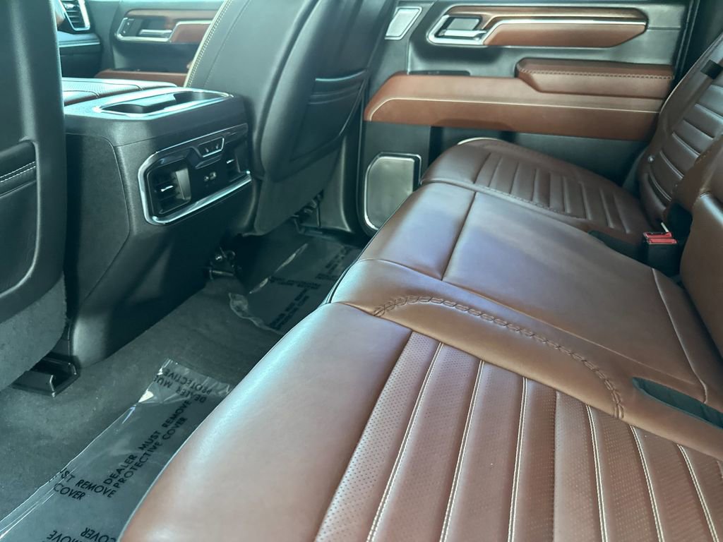 Used 2024 GMC Sierra 2500 Denali Ultimate image 11