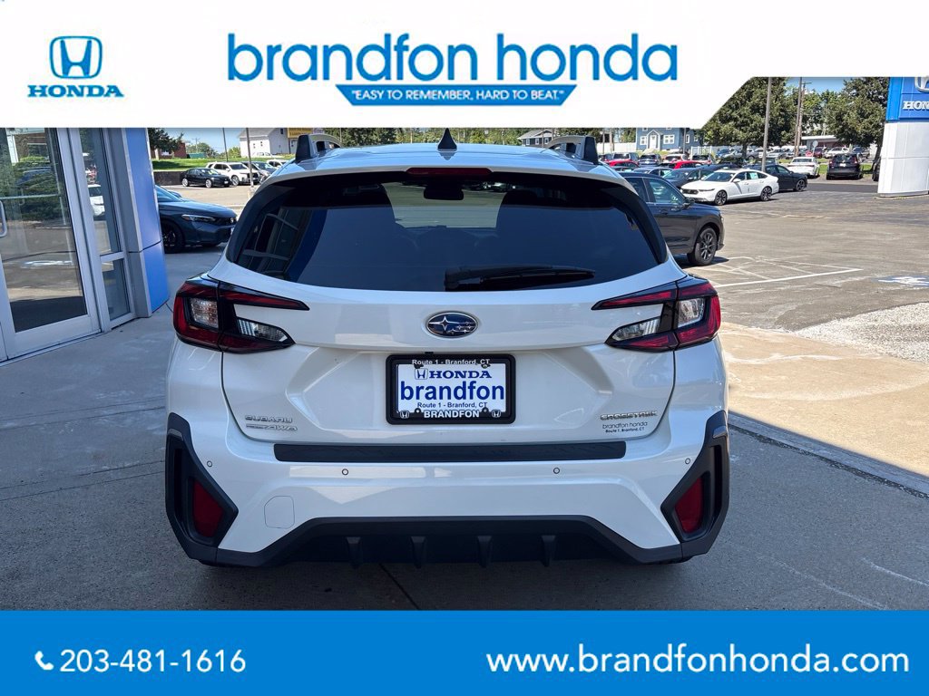 Used 2024 Subaru Crosstrek 2.5i Limited AWD/4WD image 5