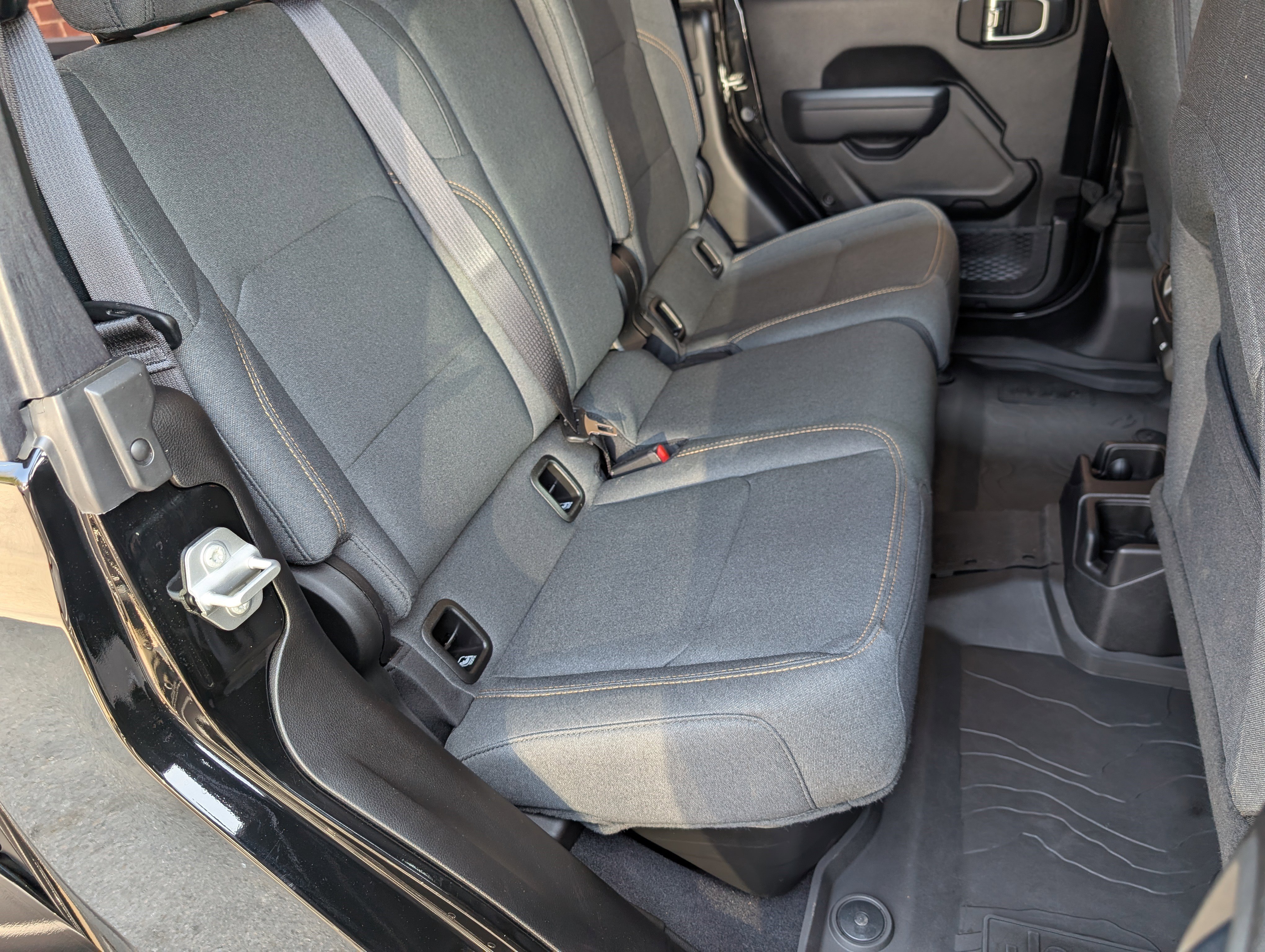 Used 2025 Jeep Gladiator Willys image 18