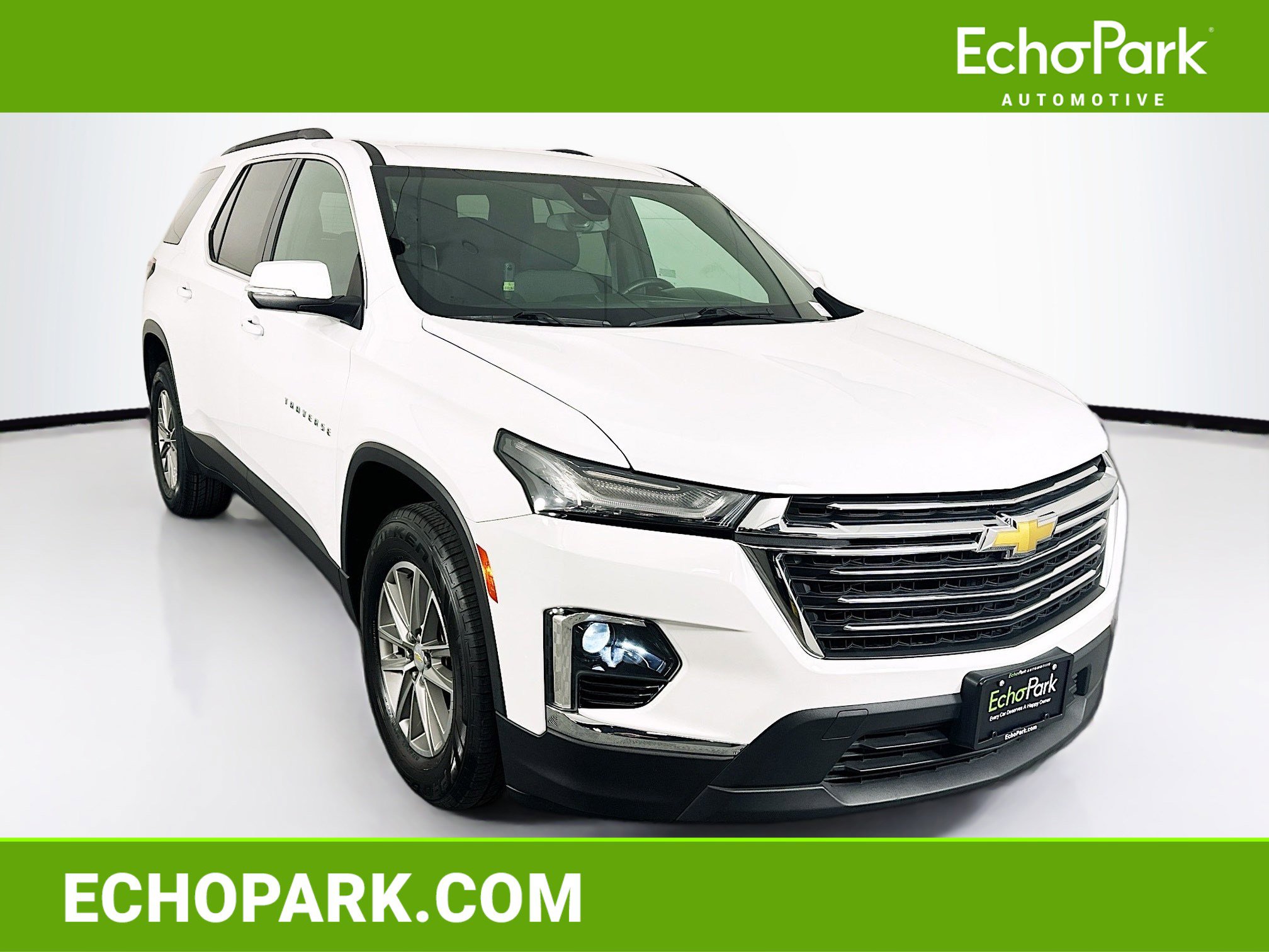Used 2023 Chevrolet Traverse LT image 1