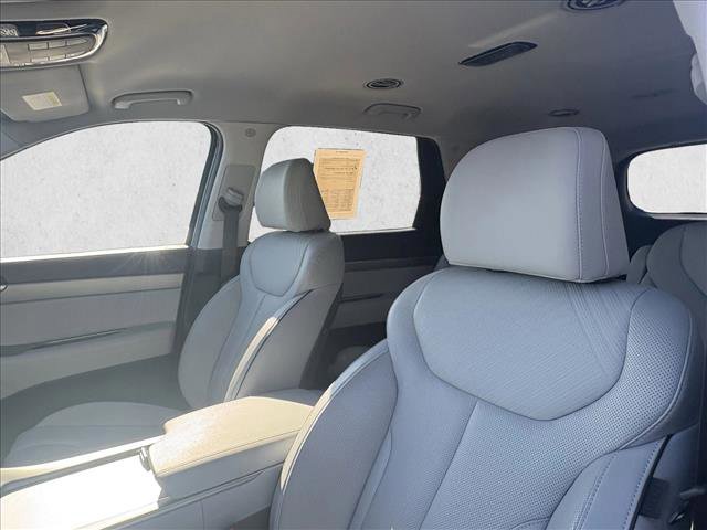 Used 2023 Hyundai Palisade SEL w/ Cargo Package image 18
