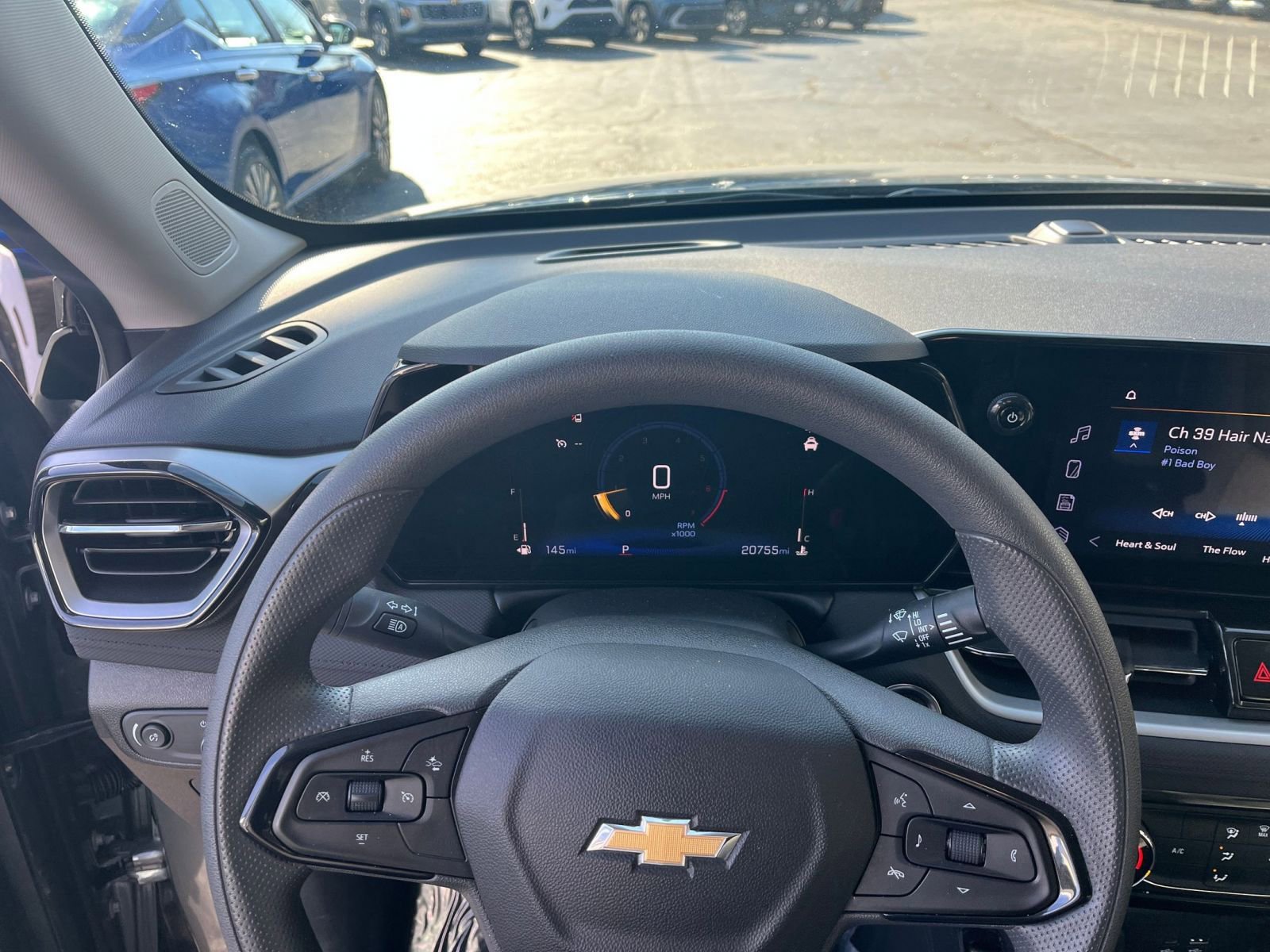 Used 2025 Chevrolet TrailBlazer LT image 28