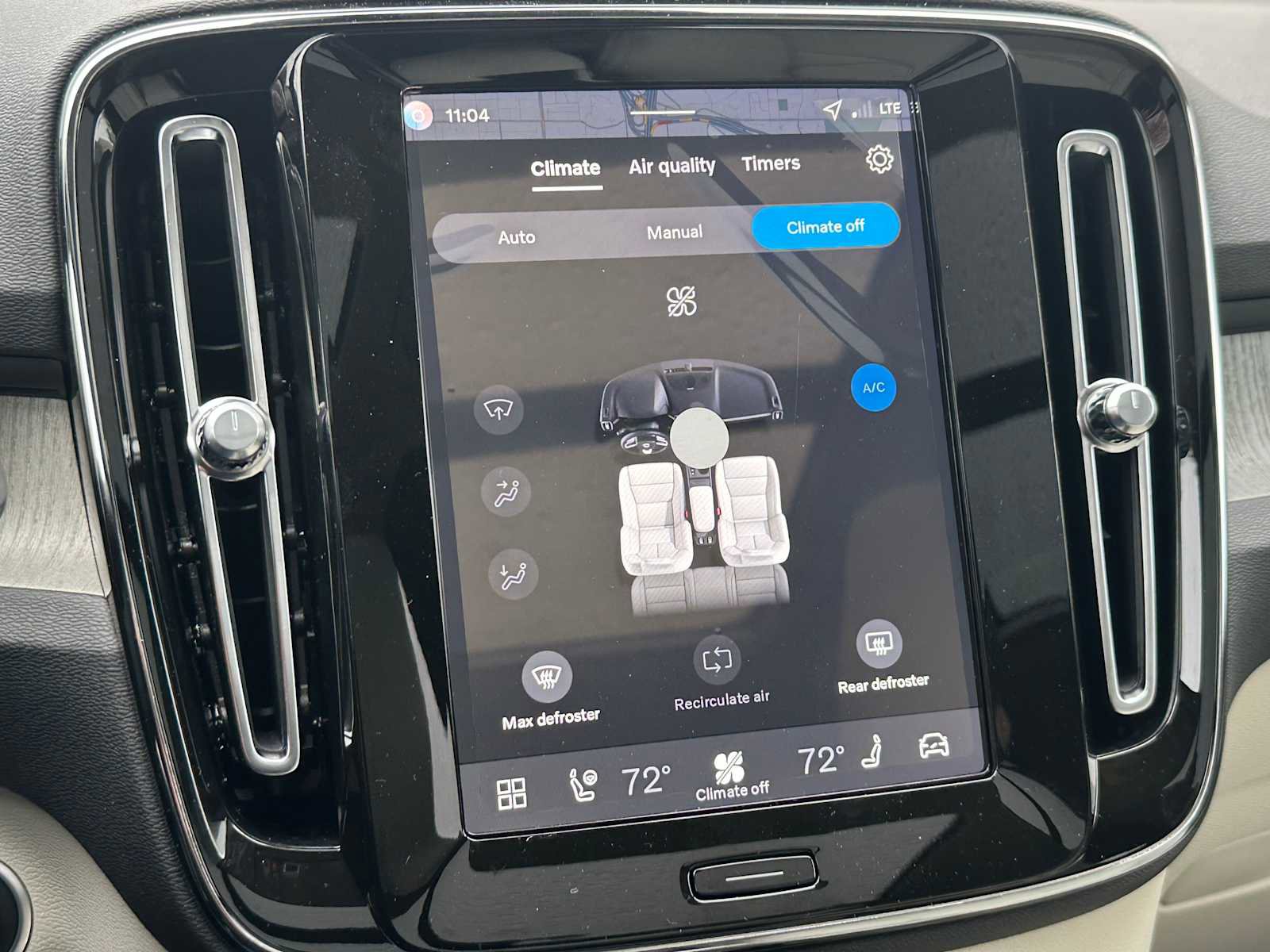 New 2026 Volvo XC40 B5 Plus w/ Climate Package image 34