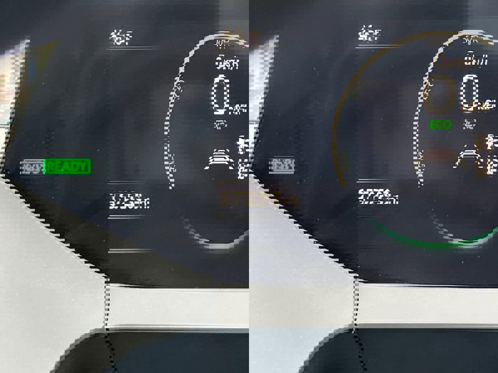 Used 2024 Toyota Prius LE image 25