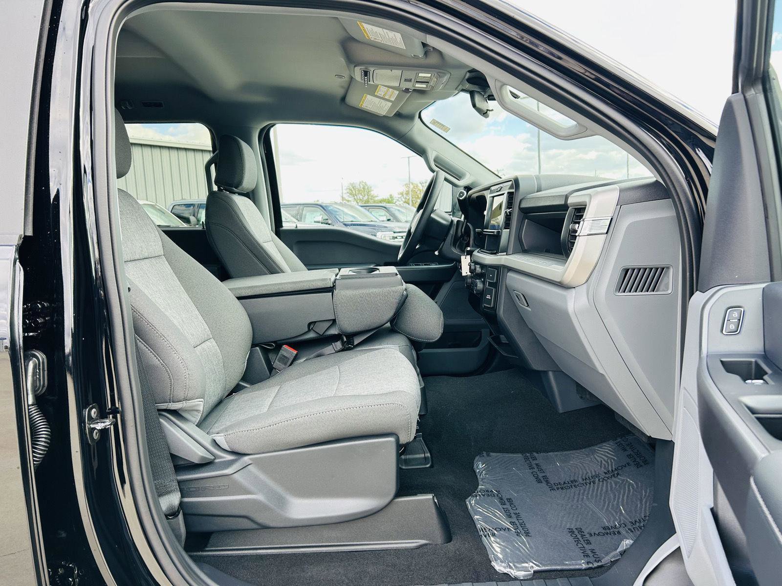 New 2026 Ford F250 XL w/ STX Appearance Package image 32