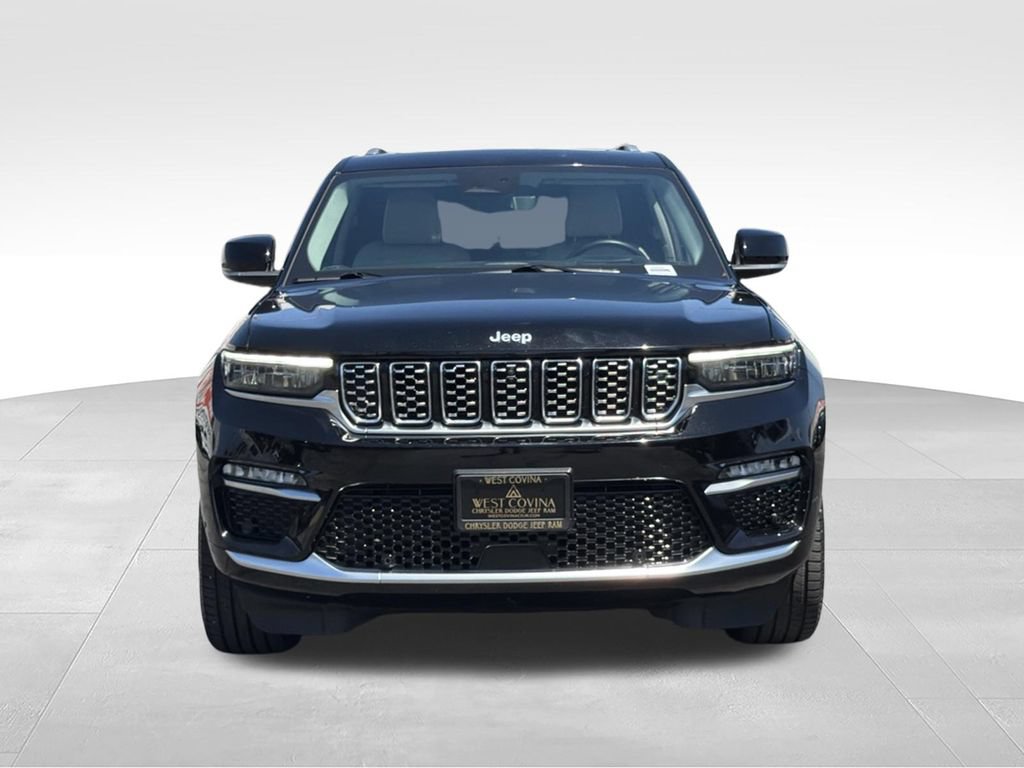 Used 2022 Jeep Grand Cherokee Summit w/ Advanced Protech Group IV AWD/4WD image 3