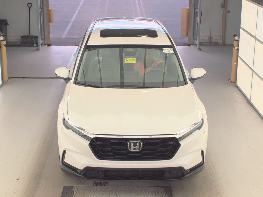 Used 2026 Honda CR-V EX-L image 2