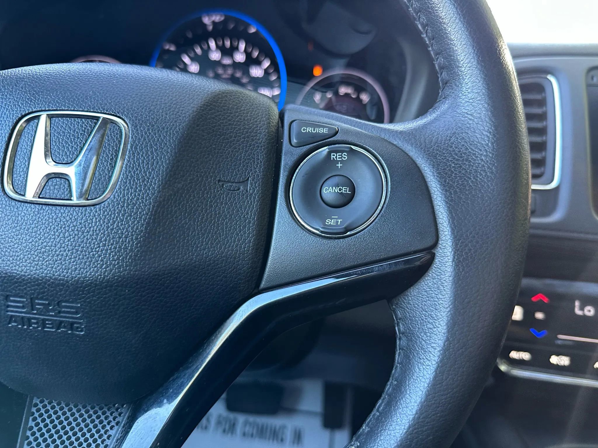 Used 2018 Honda HR-V EX-L image 15