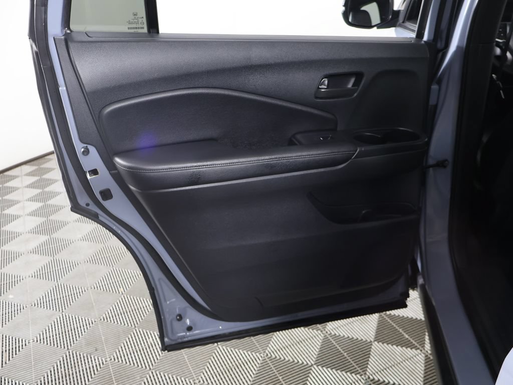 Used 2023 Honda Passport EX-L image 27