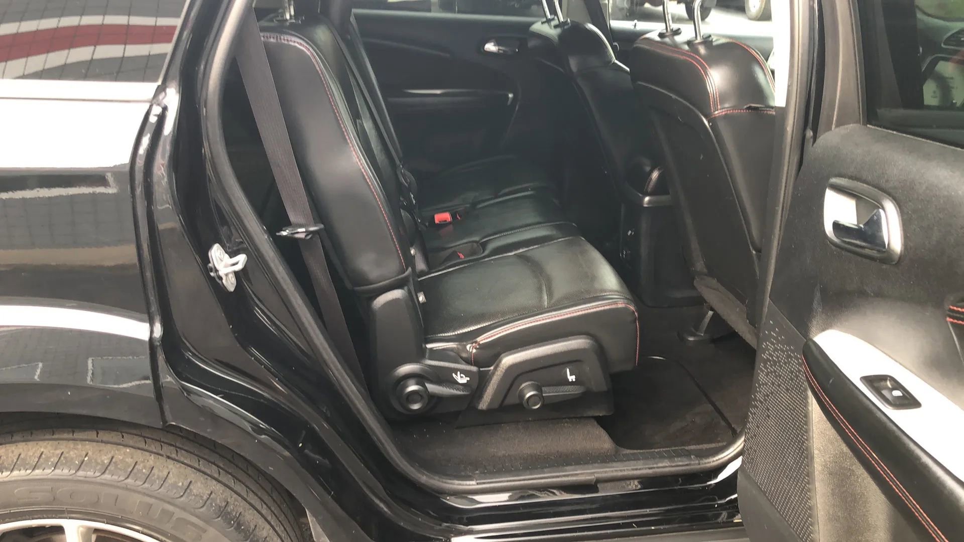 Used 2015 Dodge Journey R/T image 13