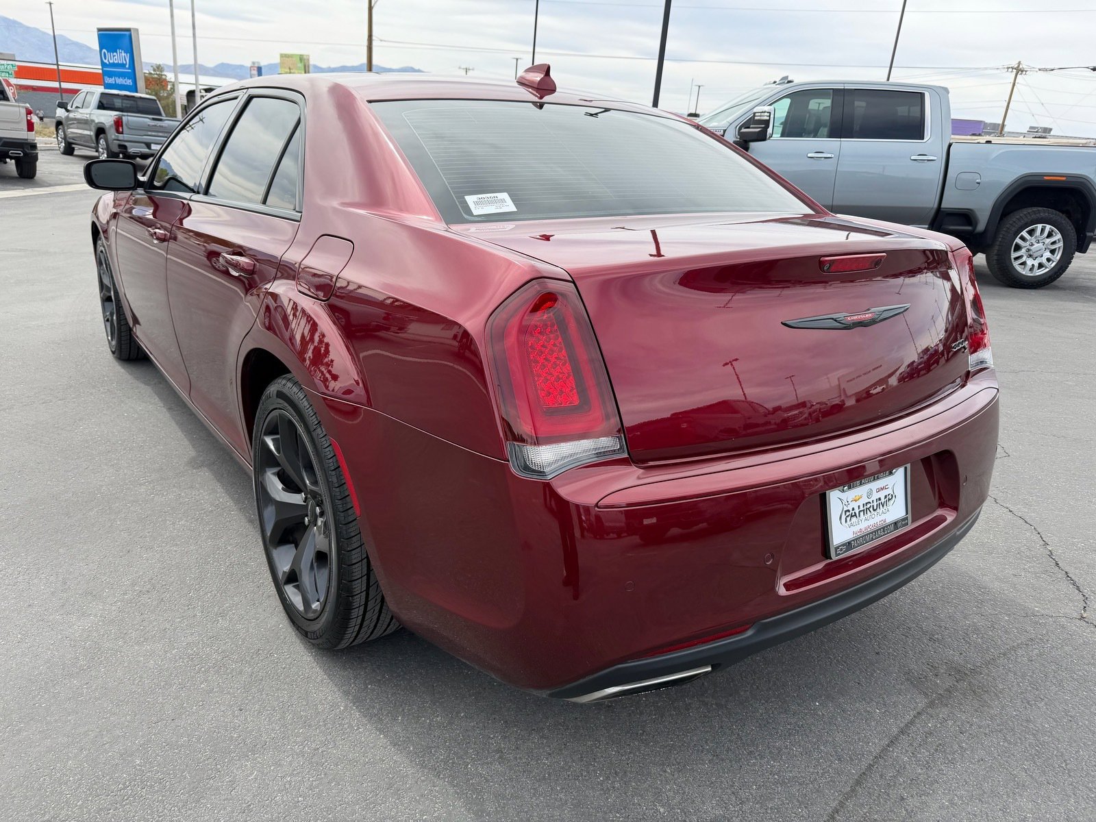 Used 2022 Chrysler 300 S w/ Comfort Group image 5
