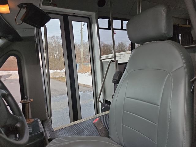 Used 2013 Chevrolet Express 3500 w/ Shuttle Bus Package RWD image 11