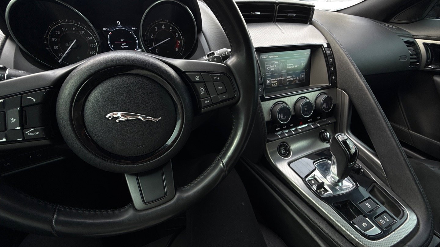 Used 2017 Jaguar F-TYPE Coupe image 21