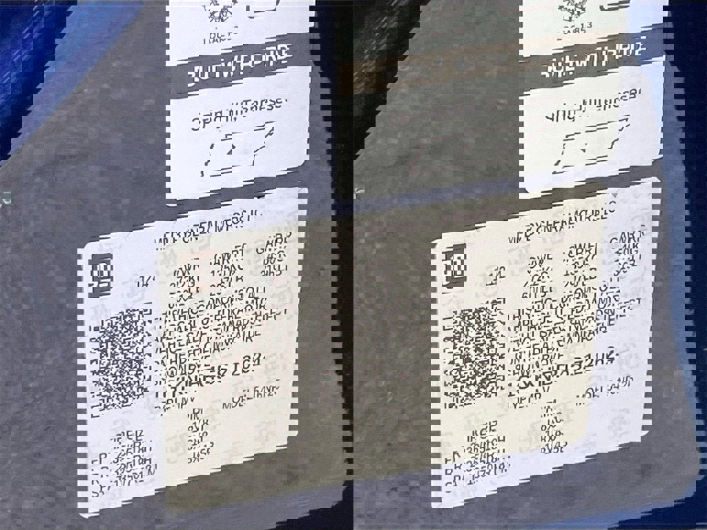 New 2025 Cadillac XT5 Luxury image 32