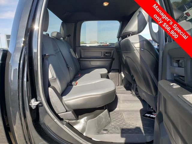 Used 2024 RAM 3500 Tradesman w/ Chrome Appearance Group image 25