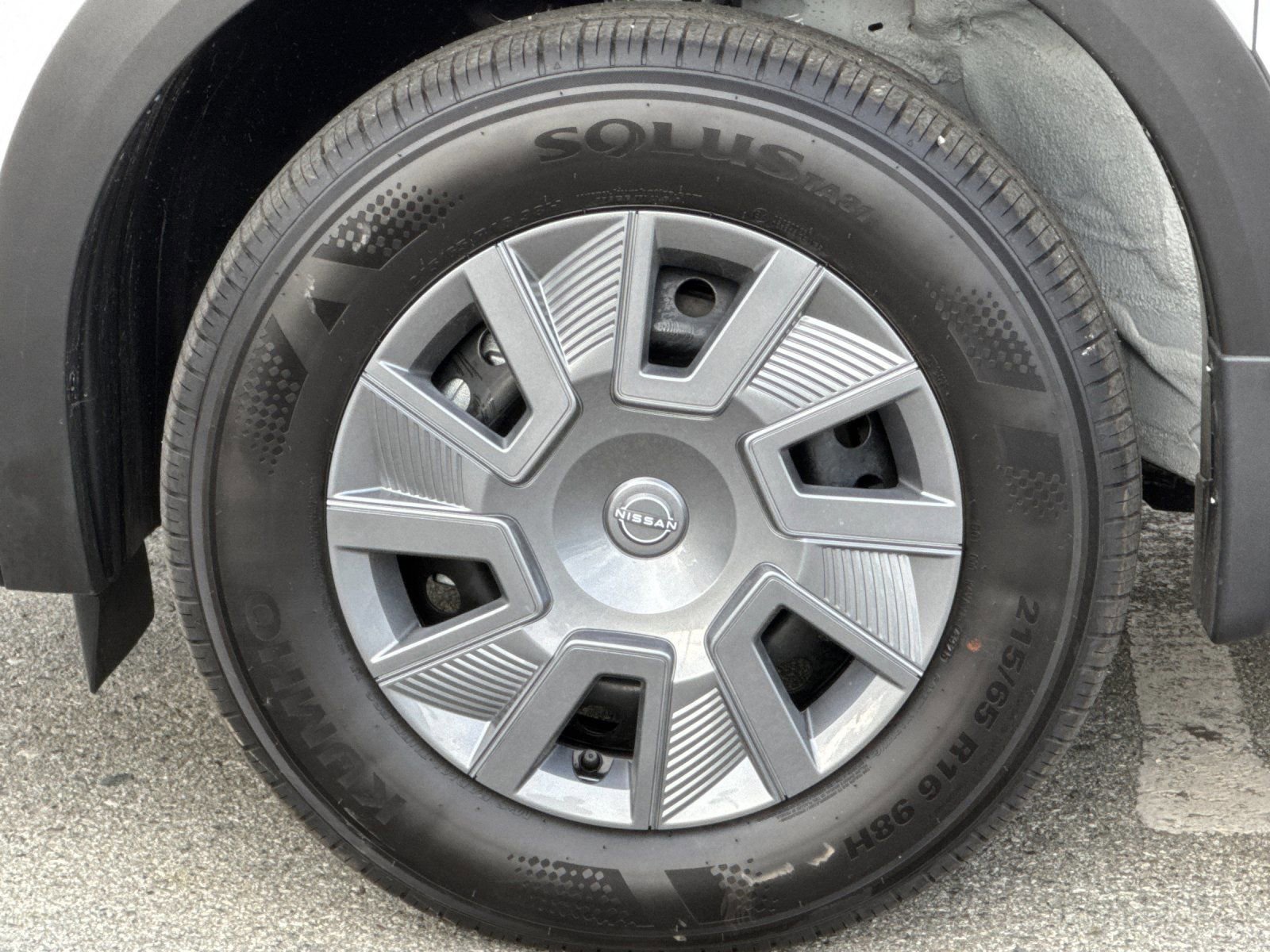 New 2026 Nissan Kicks S image 24