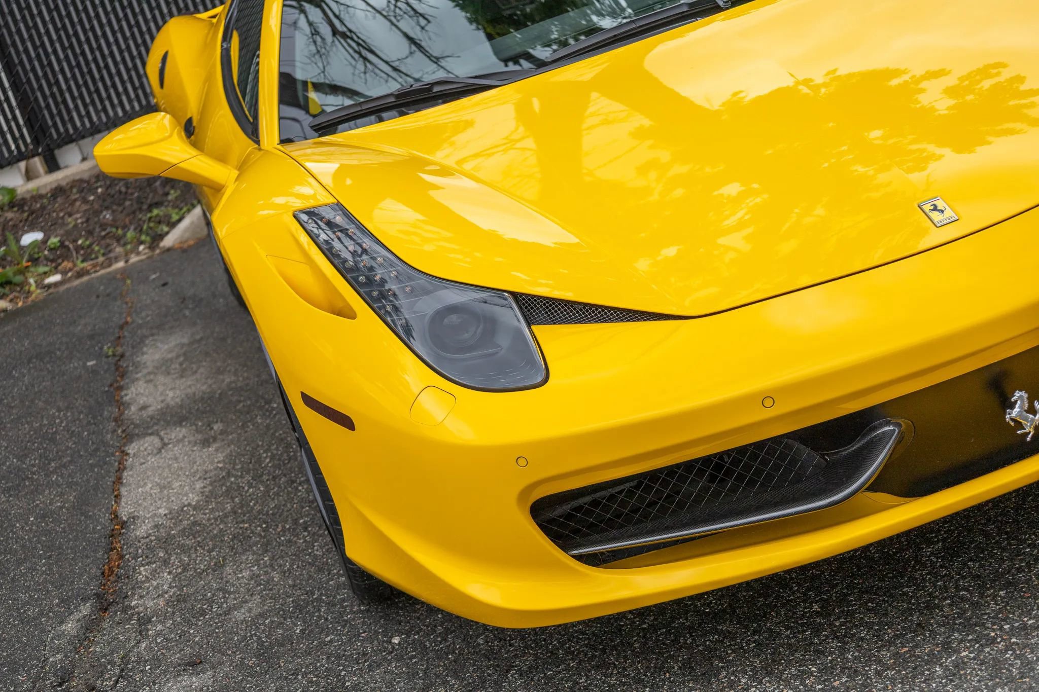 Used 2013 Ferrari 458 Spider RWD image 19