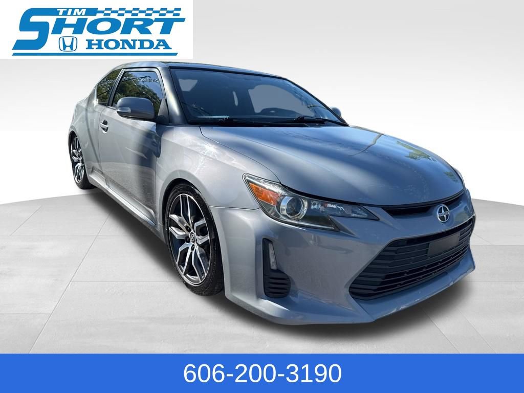 Used 2014 Scion tC image 3