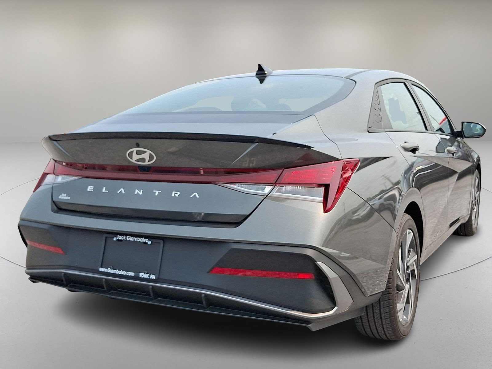 Certified 2025 Hyundai Elantra Sport FWD image 10