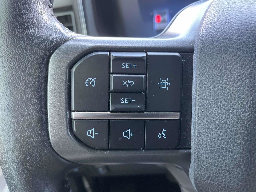 Used 2023 Ford F250 Lariat w/ Tremor Off-Road Package AWD/4WD image 27