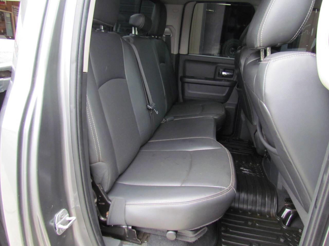 Used 2011 RAM 1500 Laramie w/ Protection Group AWD/4WD image 14