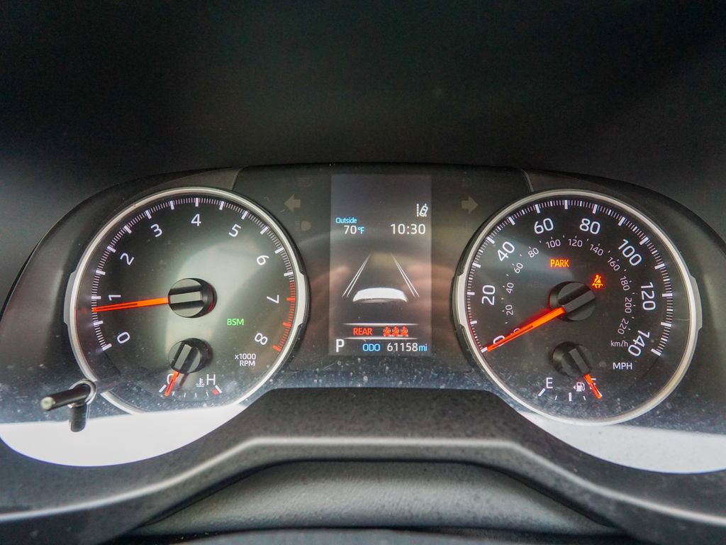 Used 2021 Toyota RAV4 XLE w/ Convenience Package image 22