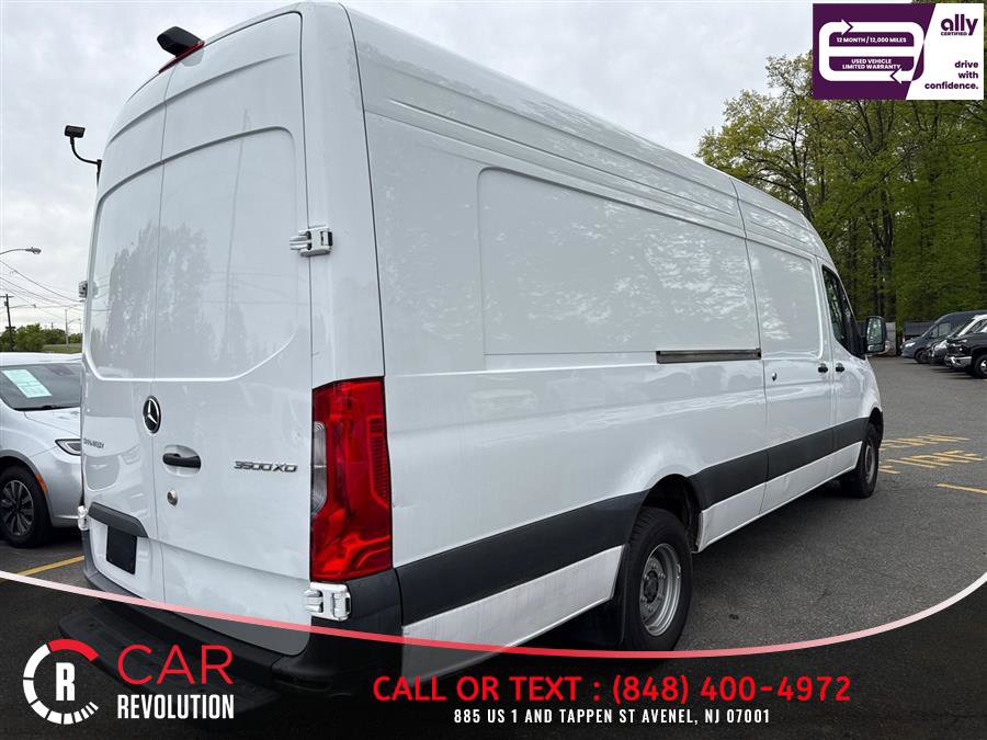 Used 2024 Mercedes-Benz Sprinter 3500 image 6