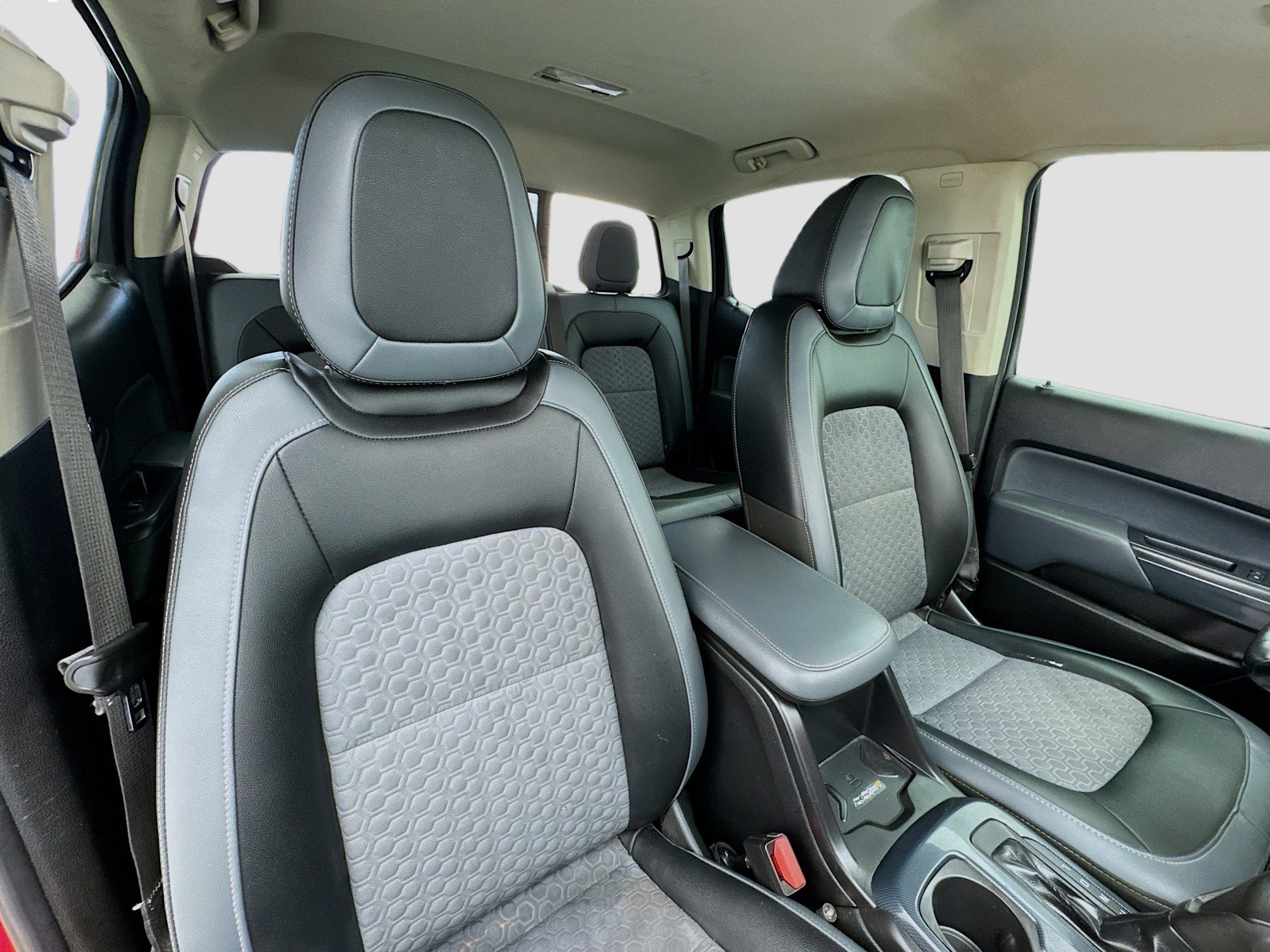 Used 2020 Chevrolet Colorado Z71 image 19