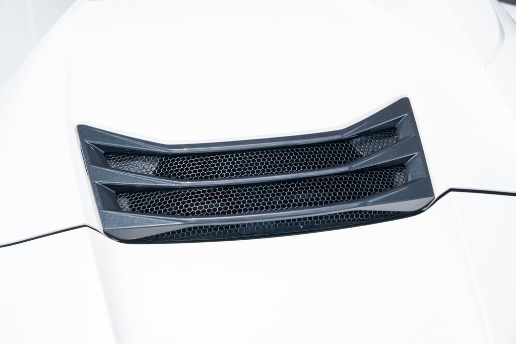 Used 2023 Chevrolet Corvette Stingray Premium Conv w/ Z51 Performance Package RWD image 20