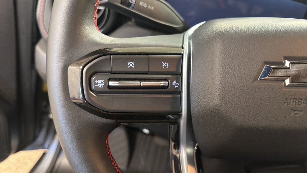 Used 2026 Chevrolet Colorado Z71 AWD/4WD image 17