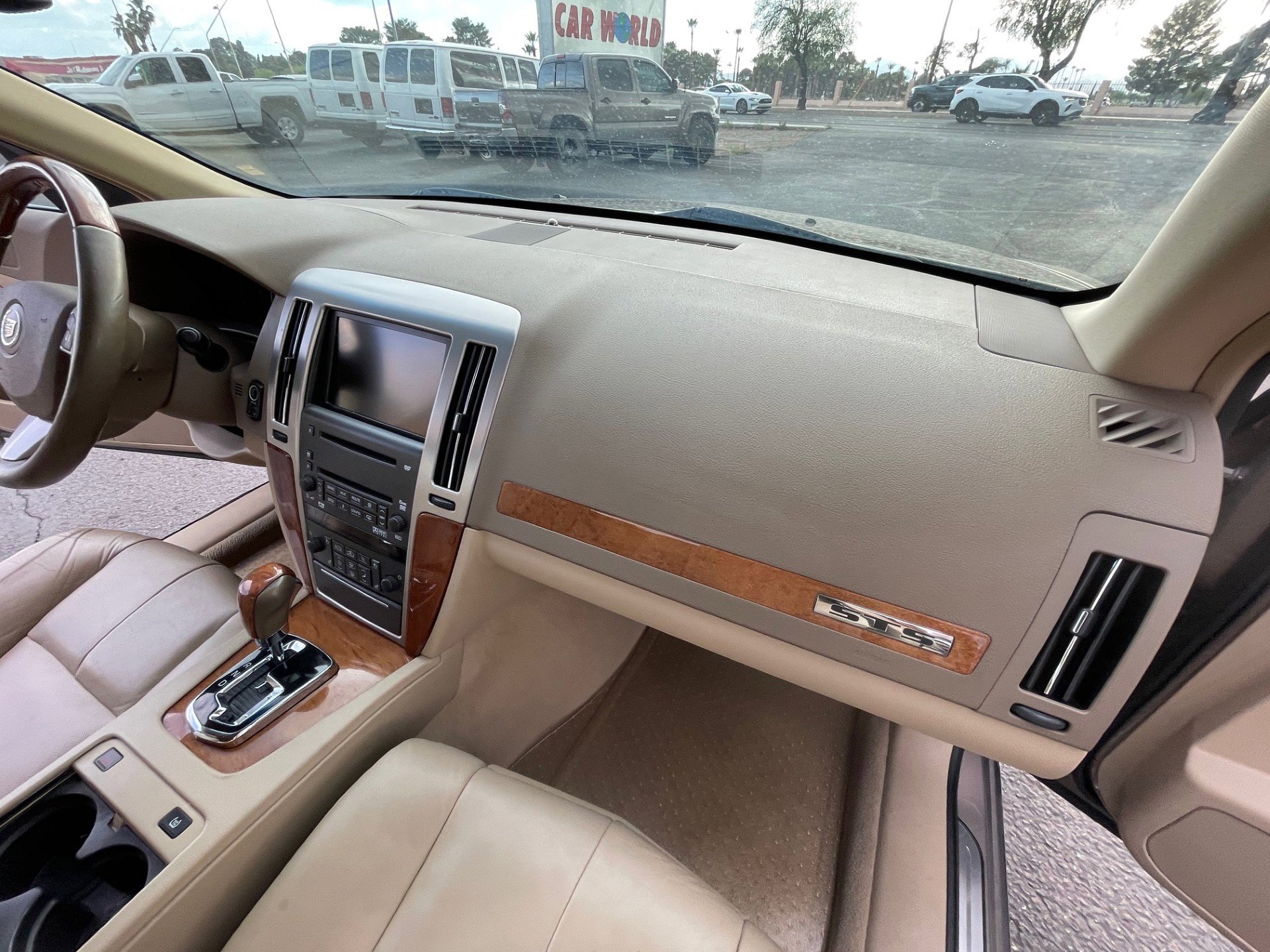 Used 2008 Cadillac STS w/ Preferred Equipment Group RWD image 27