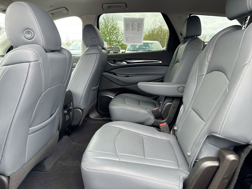 Used 2021 Buick Enclave Essence FWD image 22