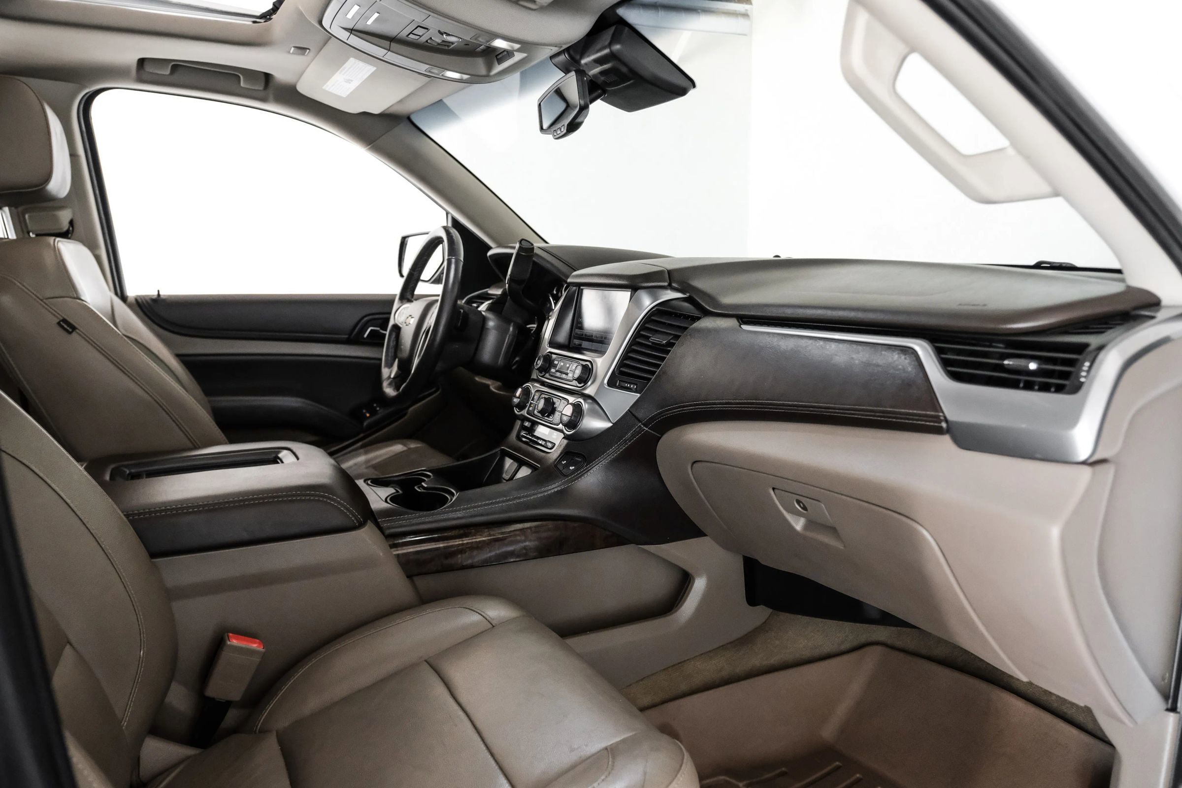 Used 2018 Chevrolet Tahoe LT w/ LT Signature Package RWD image 14