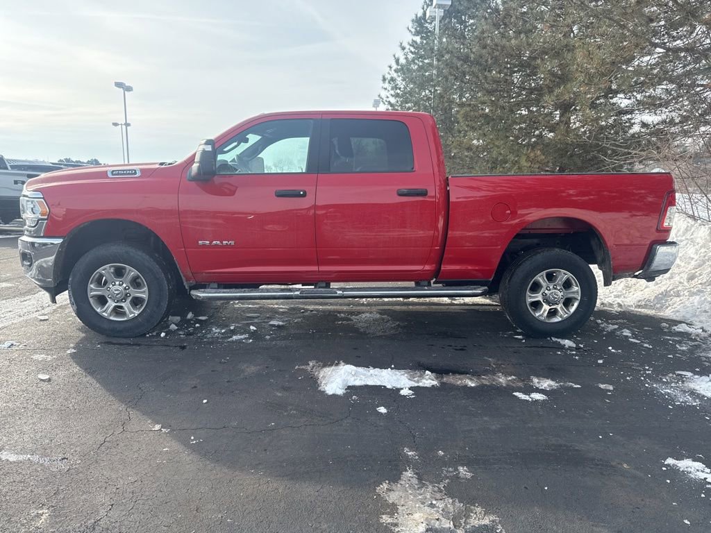 Used 2024 RAM 2500 Big Horn w/ Bed Utility Group image 9