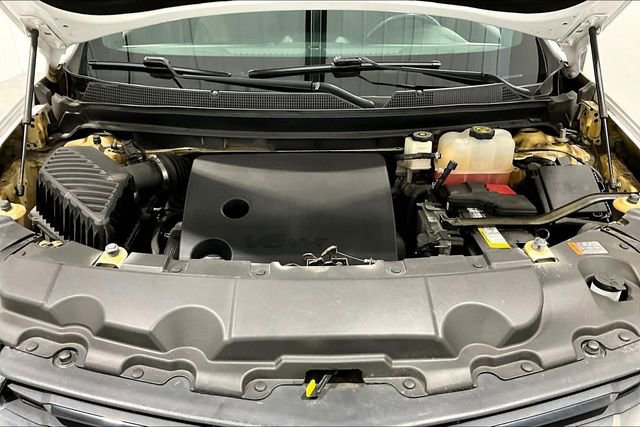 Used 2022 Chevrolet Traverse LT w/ Midnight/Sport Edition image 32