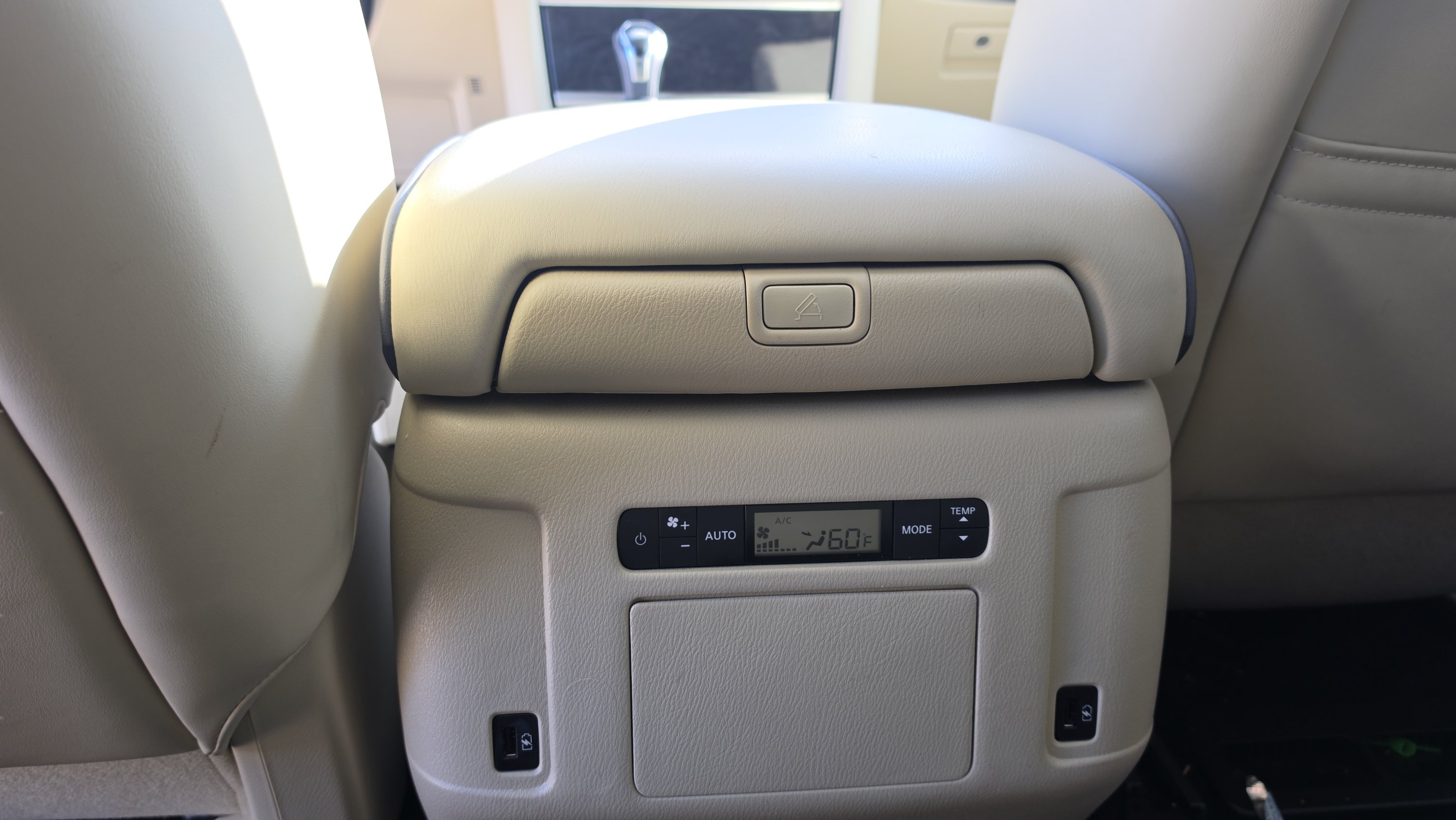 Used 2022 INFINITI QX80 Luxe w/ All-Season Package RWD image 23