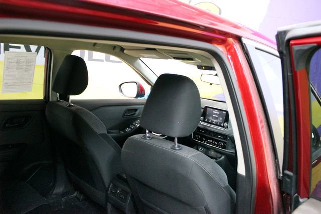 Used 2021 Nissan Rogue S AWD/4WD image 10