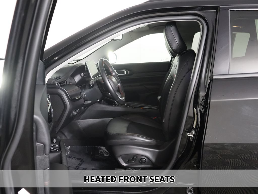 Used 2022 Jeep Compass Trailhawk w/ Trailhawk Convenience Group AWD/4WD image 6