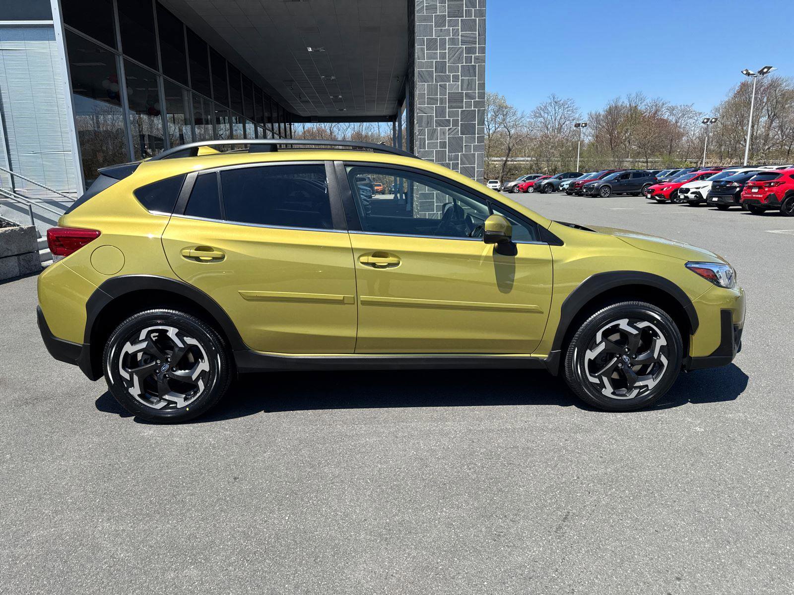 Used 2023 Subaru Crosstrek 2.5i Limited w/ Moonroof Package AWD/4WD image 3