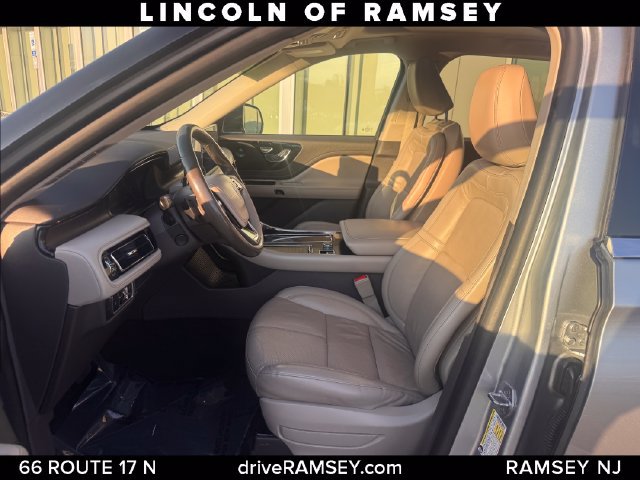 Certified 2021 Lincoln Aviator Reserve AWD/4WD image 12