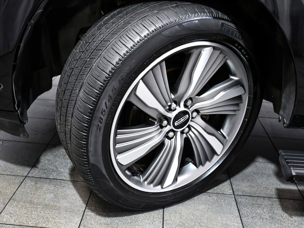 Used 2018 Lincoln Navigator Black Label w/ Cargo Package AWD/4WD image 7