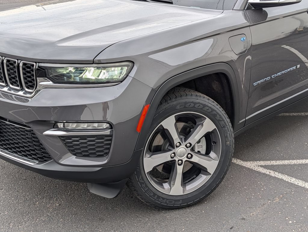 Used 2022 Jeep Grand Cherokee Limited 4xe AWD/4WD image 28