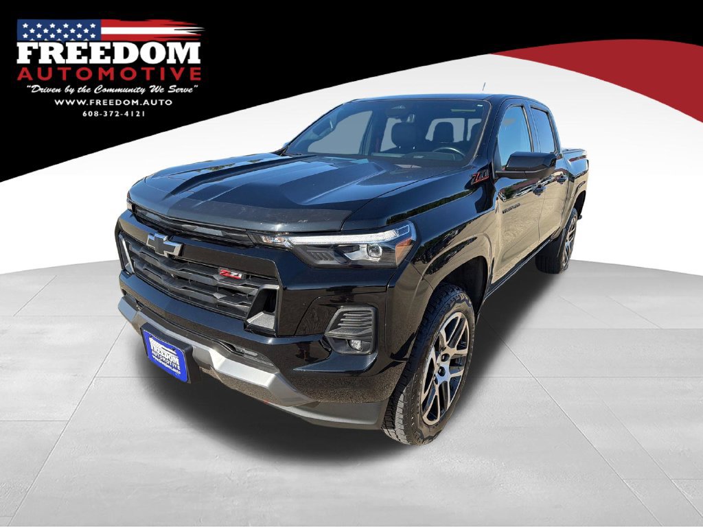 Used 2023 Chevrolet Colorado Z71 w/ Z71 Convenience Package 2