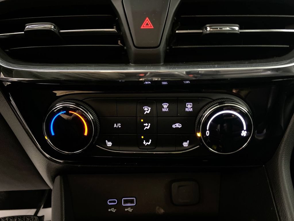 Used 2025 Buick Encore GX Sport Touring w/ Comfort Package FWD image 18