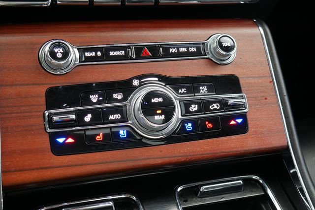 Used 2022 Lincoln Aviator Reserve w/ Equipment Group 201A image 25