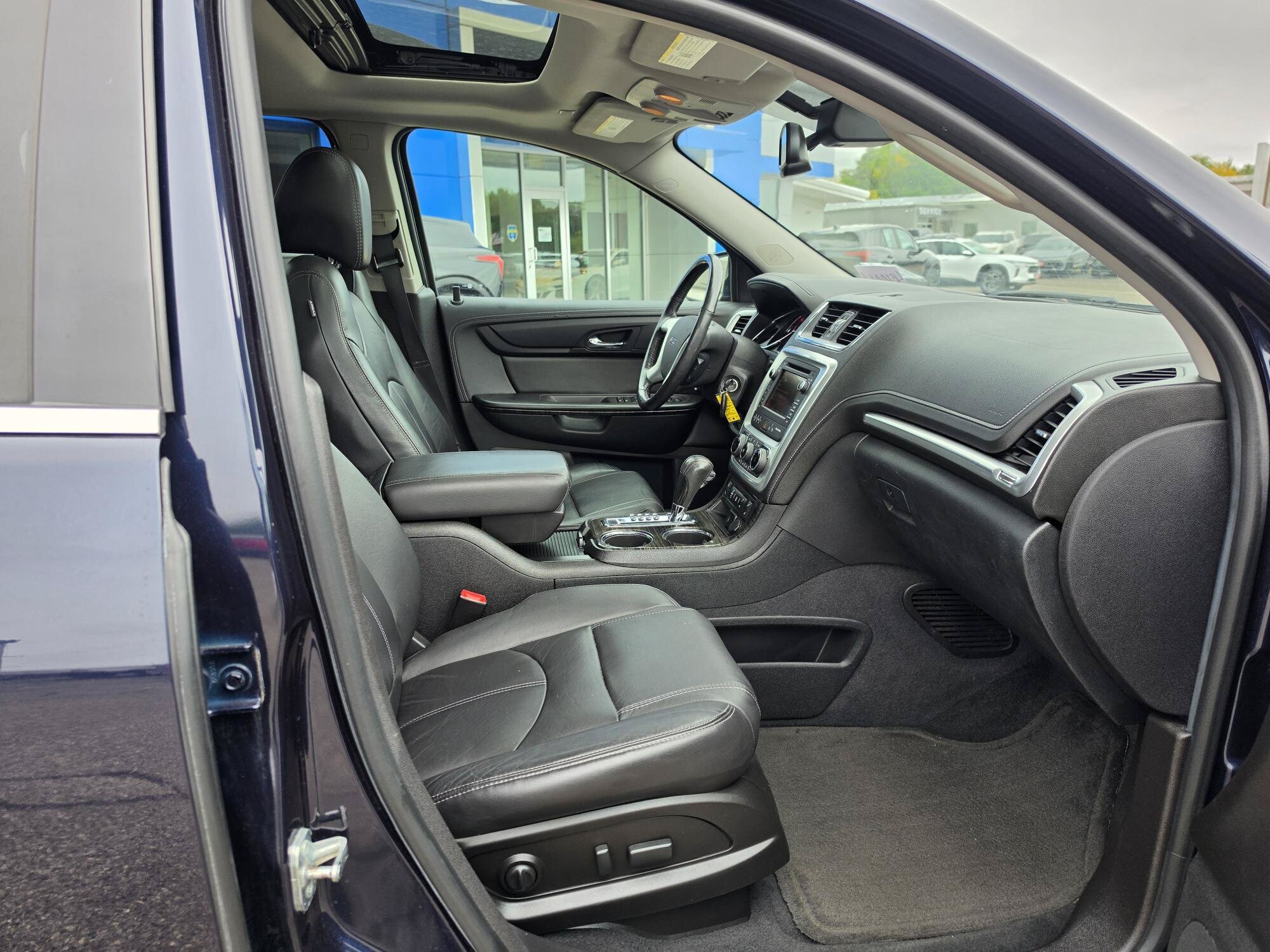 Used 2017 GMC Acadia Limited SLT AWD/4WD image 12