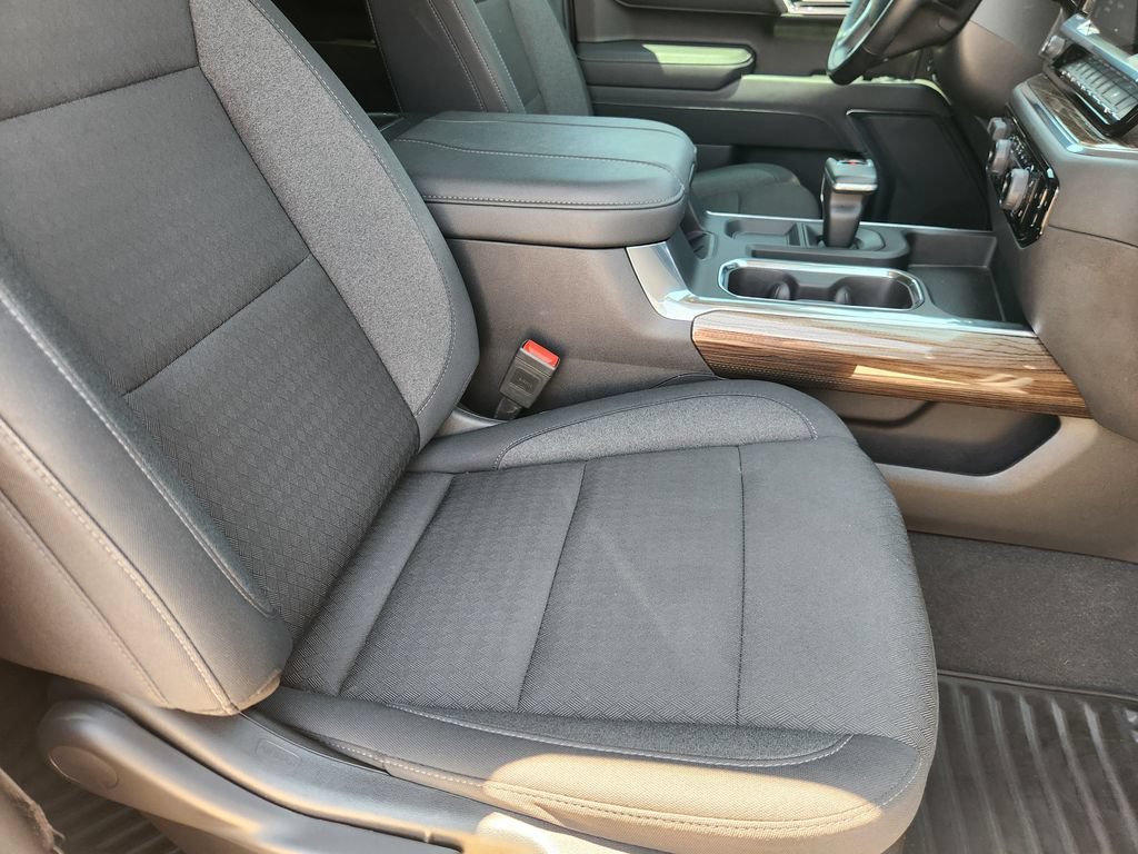Used 2025 Chevrolet Silverado 1500 LT w/ Texas Edition Plus RWD image 14