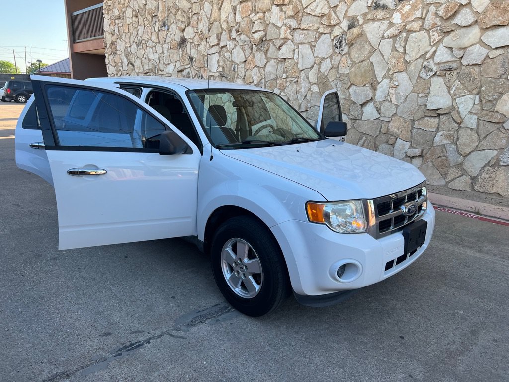 Used 2012 Ford Escape XLS FWD image 6