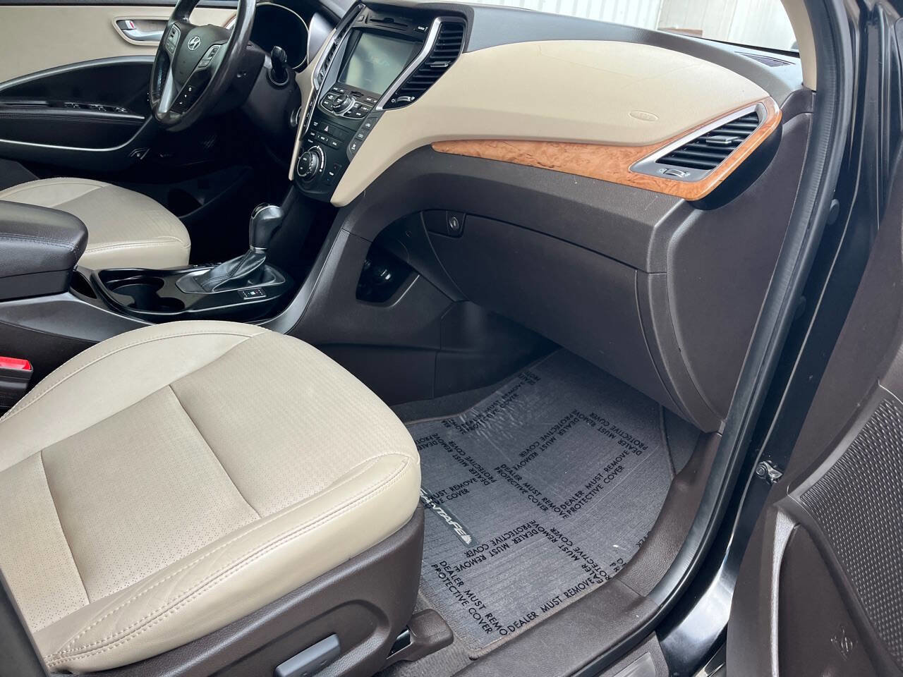 Used 2014 Hyundai Santa Fe Limited w/ Ultimate Package 07 image 13